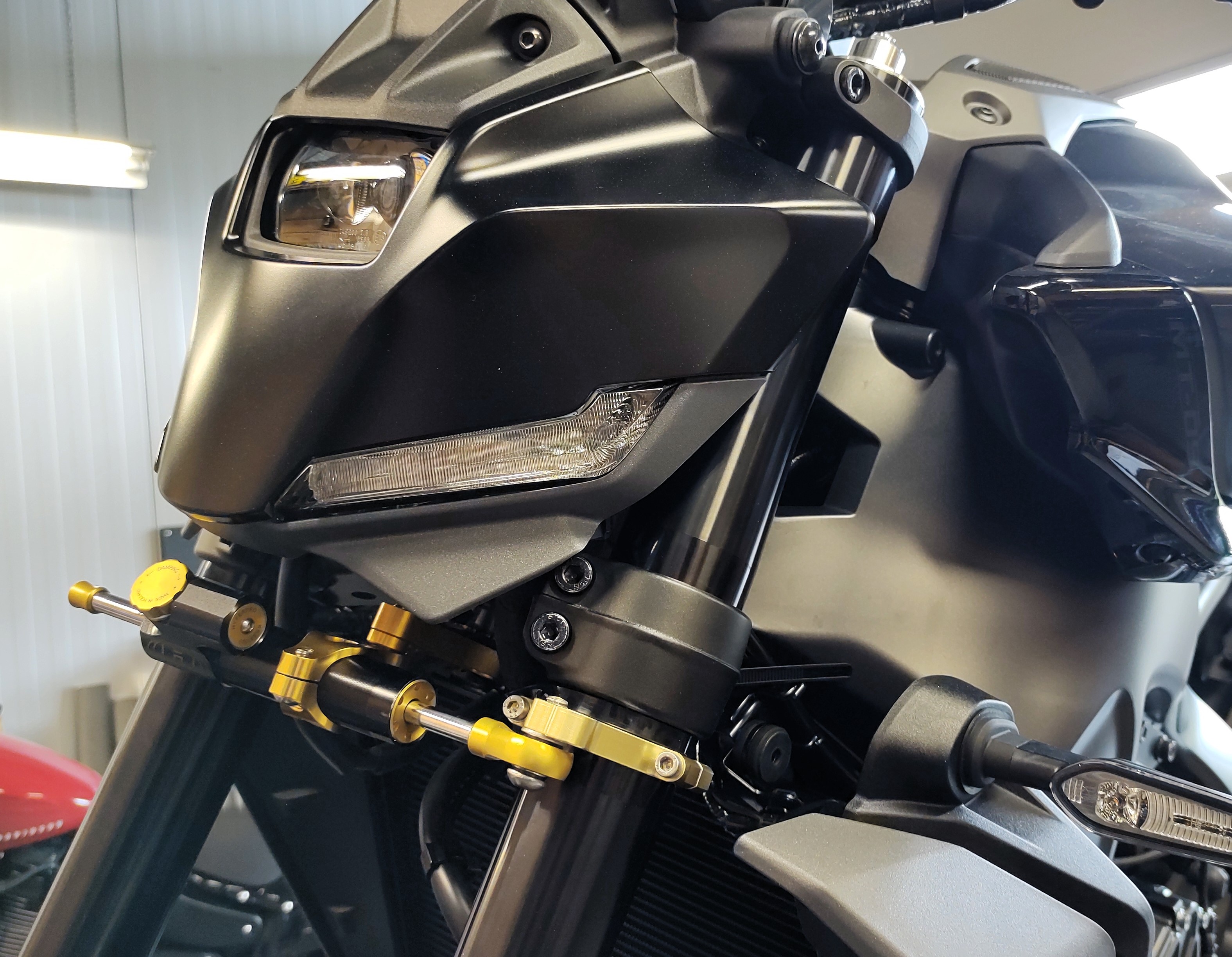 St.d. mounting kit YAMAHA MT-09 (USA: FZ-09)