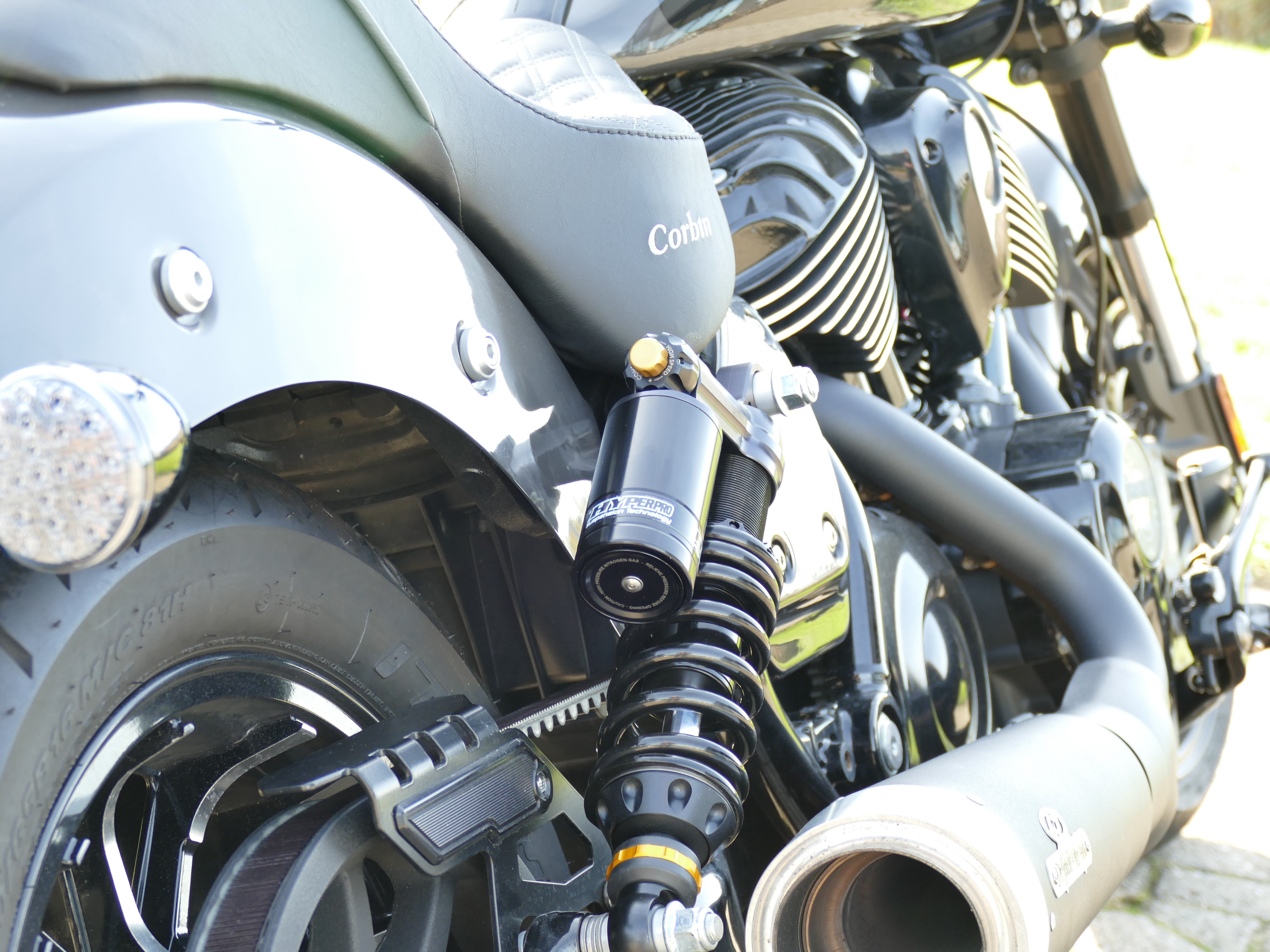 Fixed reservoir shock INDIAN CHIEF BOBBER DARK HORSE