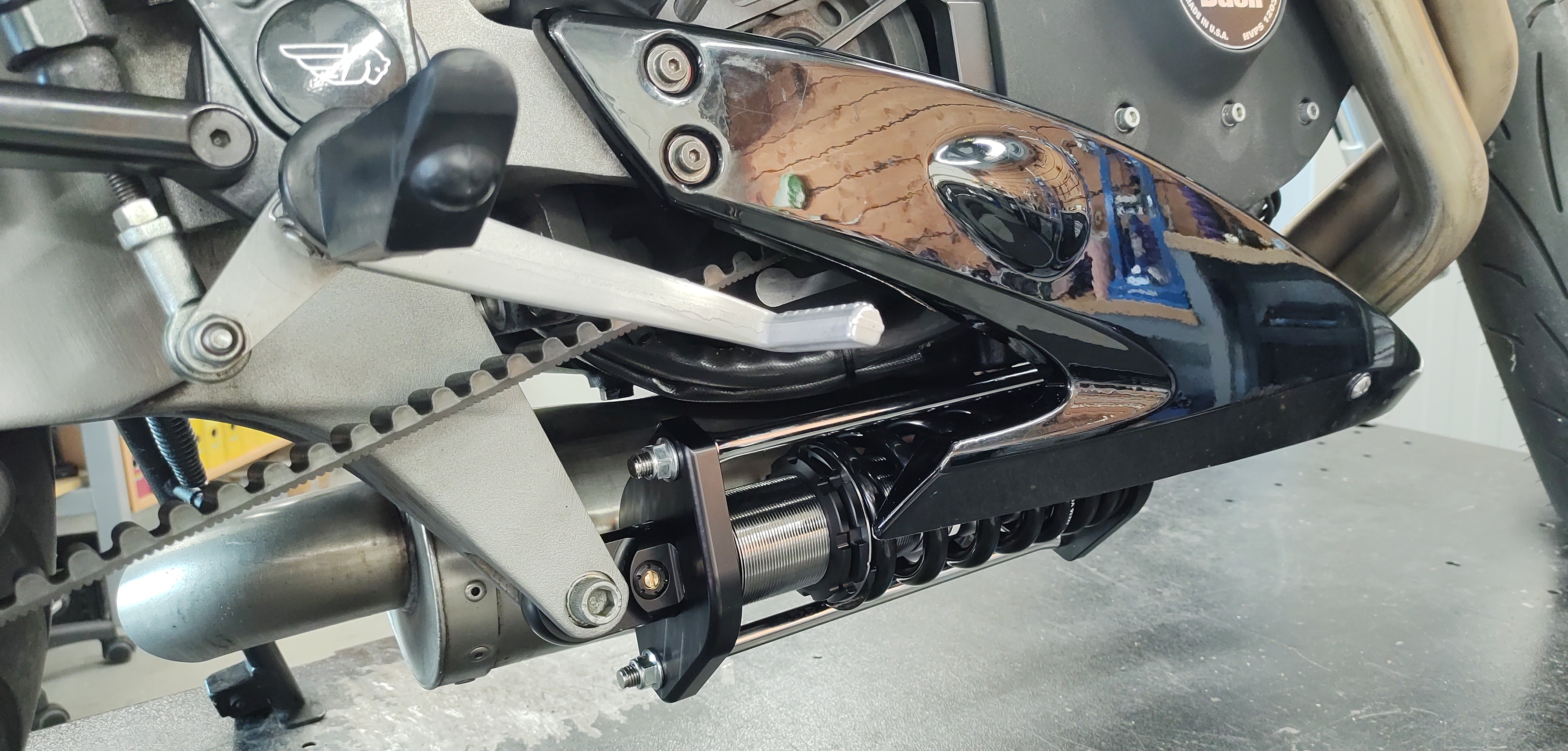 Hose reservoir shock BUELL X1